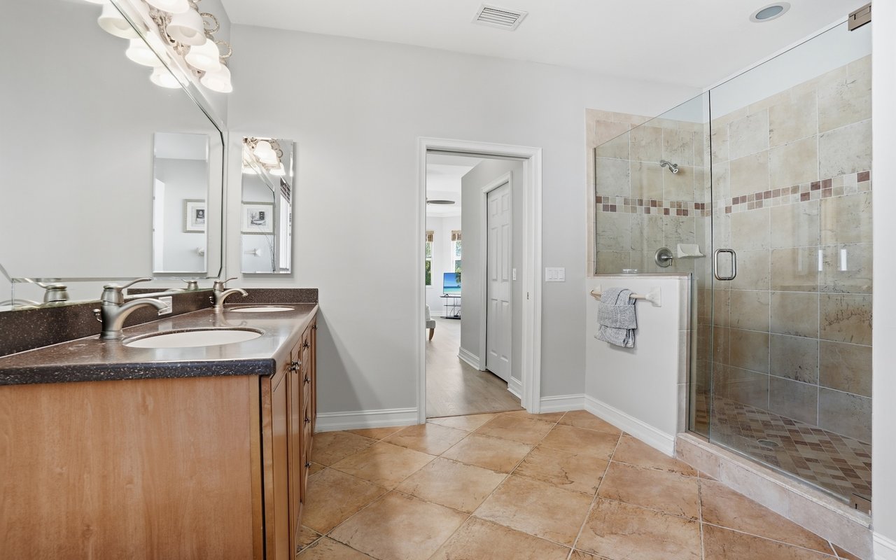 9250 Triana Ter #203