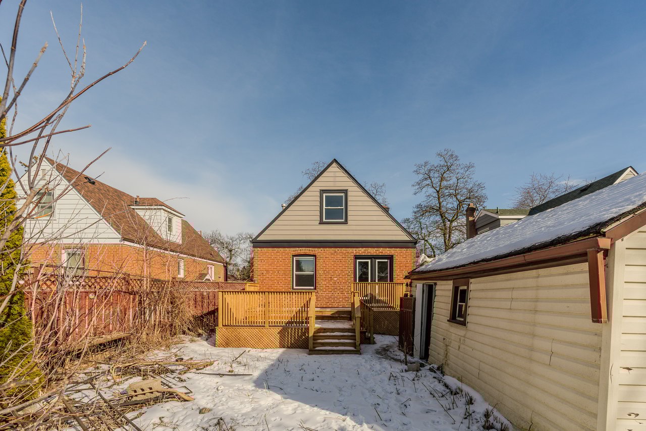 6 Evandale Rd