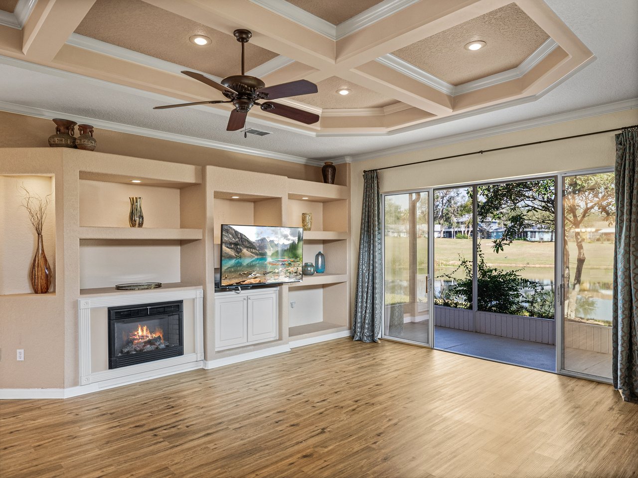 12333 WOODLANDS CIR