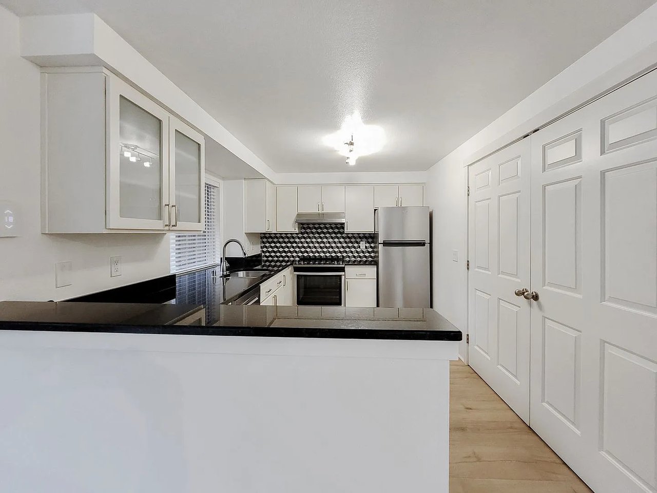 9838 NE 122nd St APT Q201