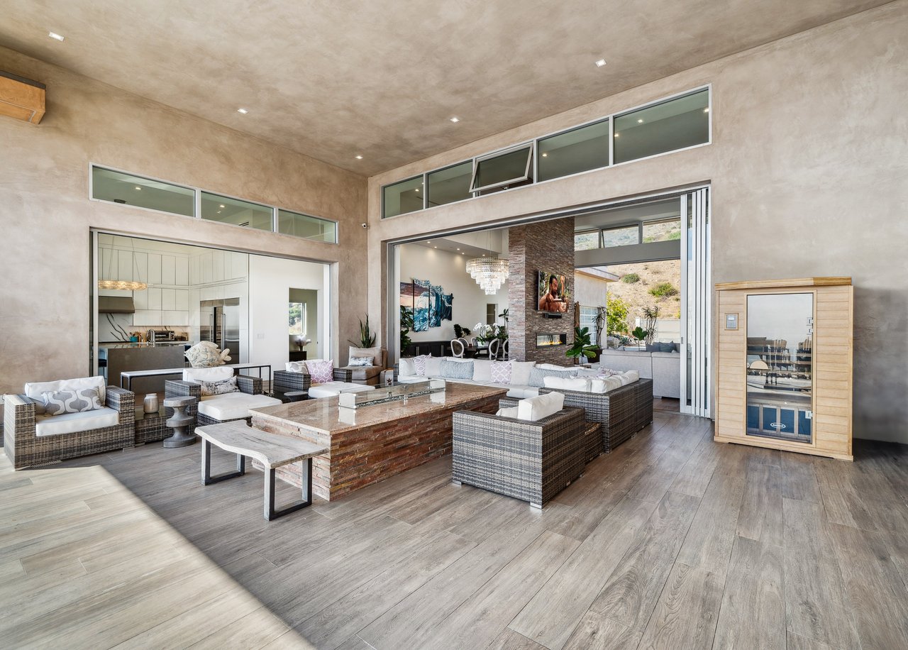 10715 Yerba Buena Rd