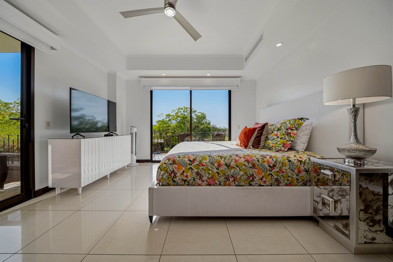 Carao T2-2 | 3BR Condo with Renovated Interiors in Reserva Conchal