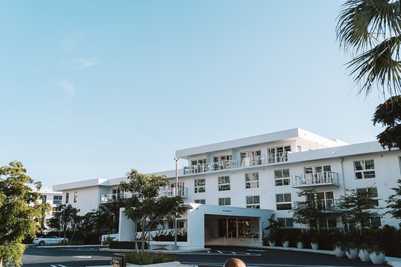 Beach Haus Bal Harbour Residences