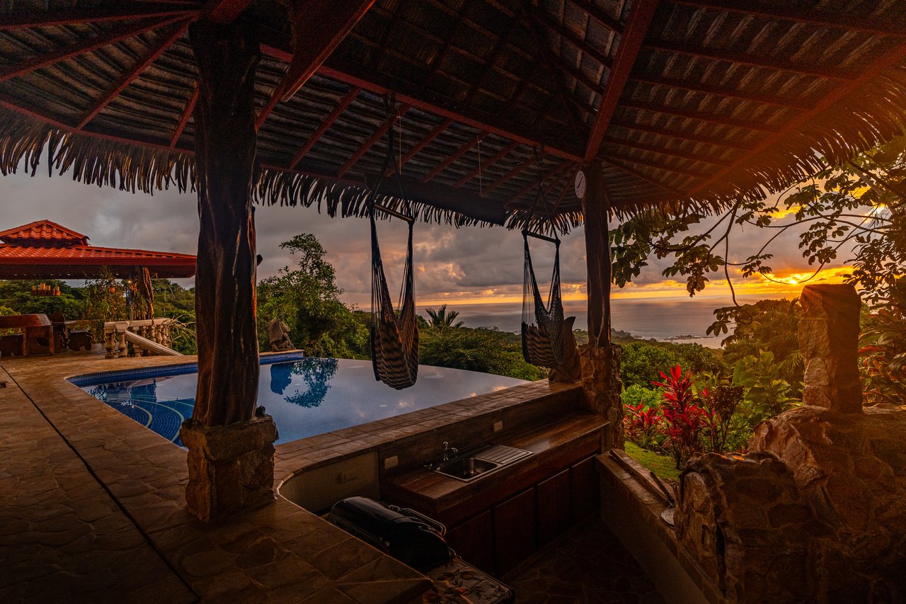 Castillo Puesta del Sol, Escalares - 