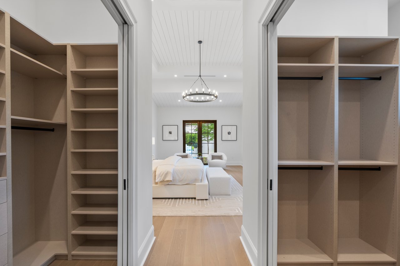 Beautiful Modern Farmhouse in Glenvar Heights