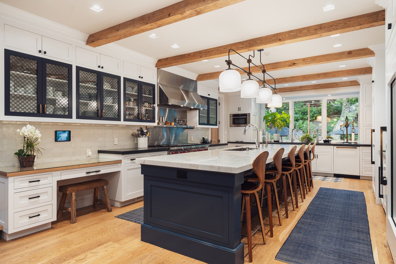 2600 Mandeville Canyon Rd, Brentwood