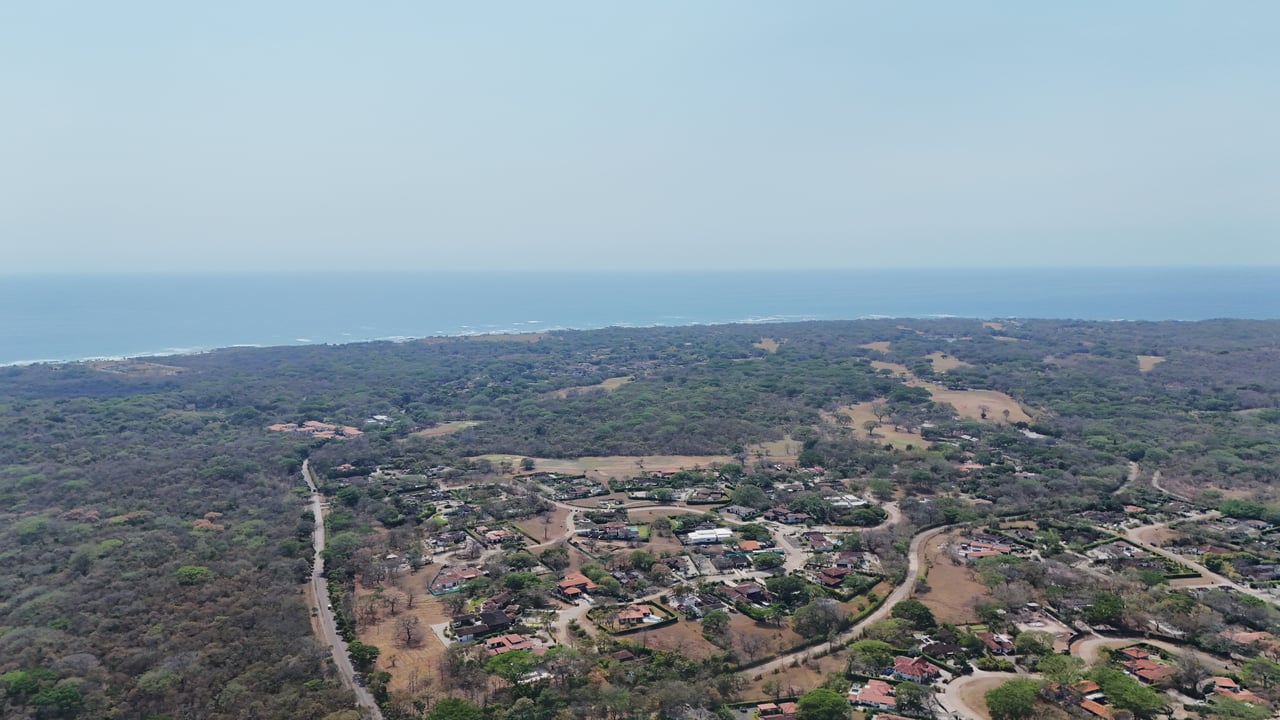 Los Almendros Lot #29 | Build-Ready 2,529m² Parcel in Hacienda Pinilla’s Premier Gated Community