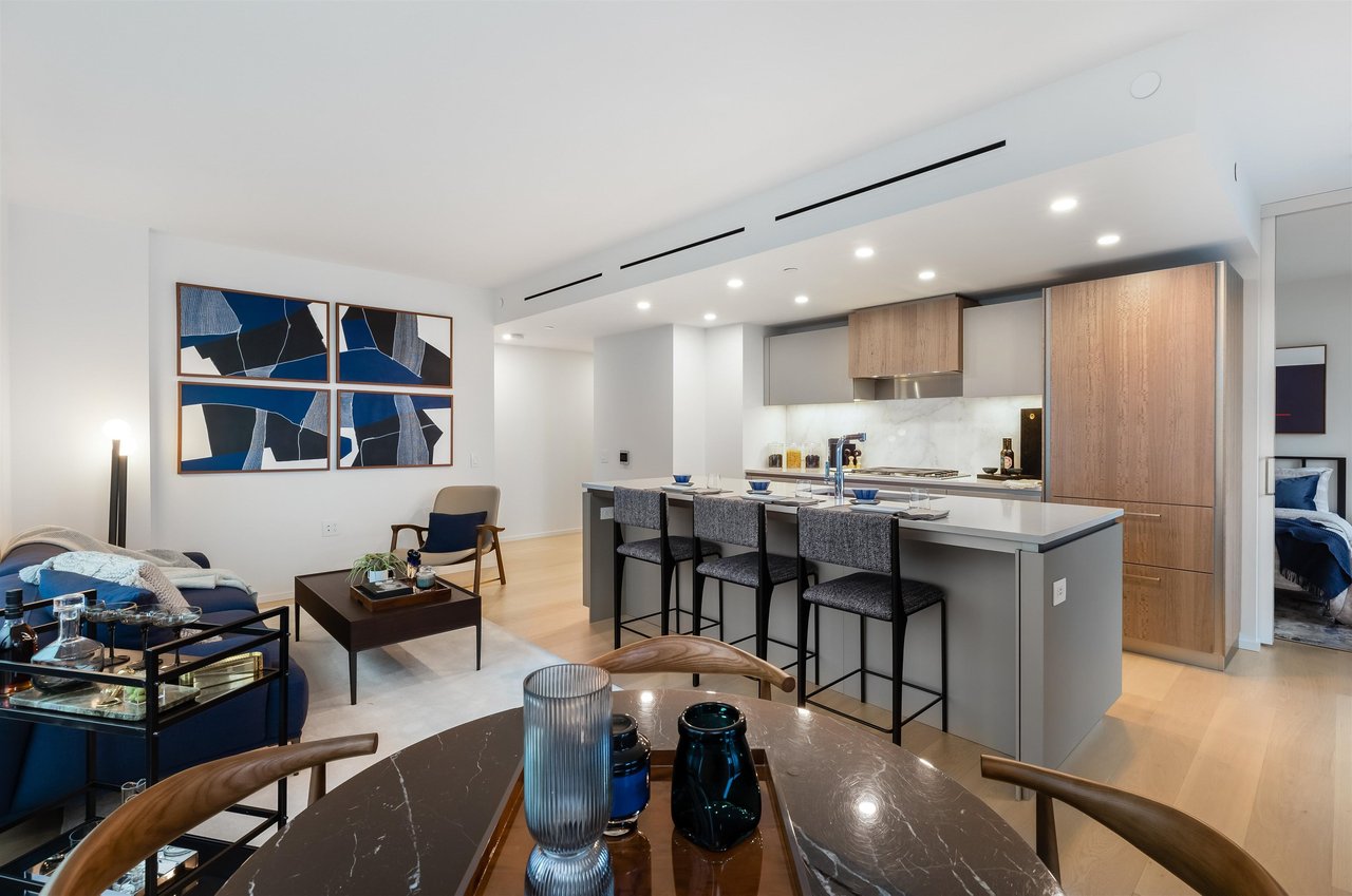 889 Pacific St, #2302