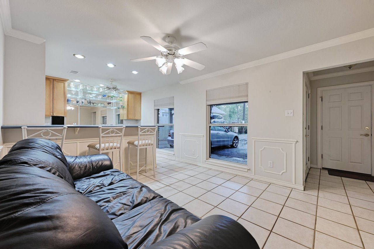 Westlake Waterfront Bungalow