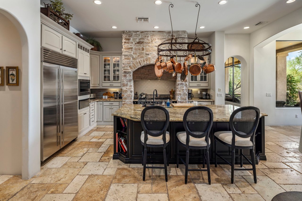9290 E Thompson Peak Parkway, 110