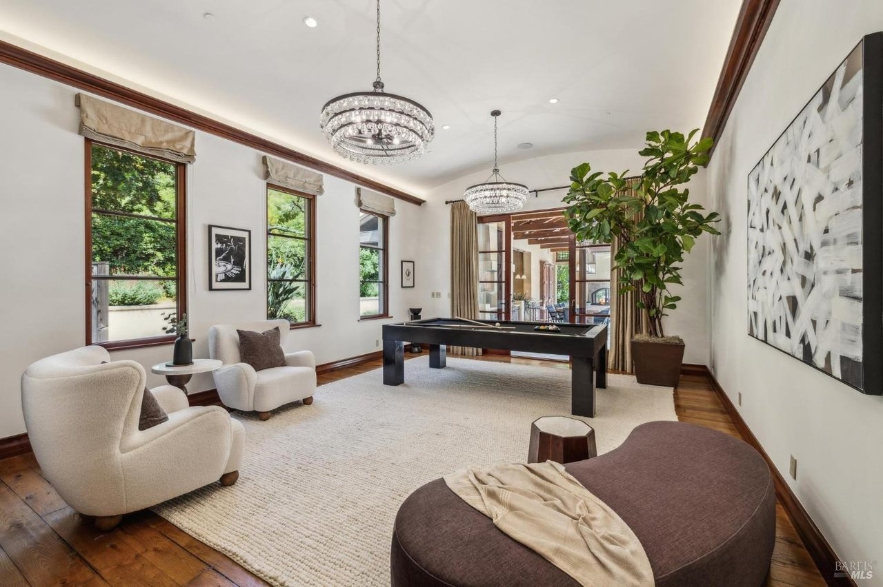 324 Palm Ave