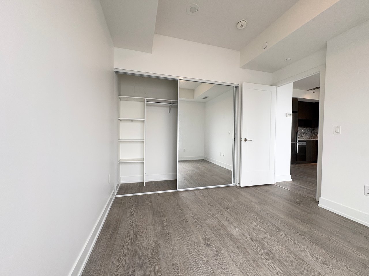 9 Mabelle Avenue, Toronto W08 Unit: 3425