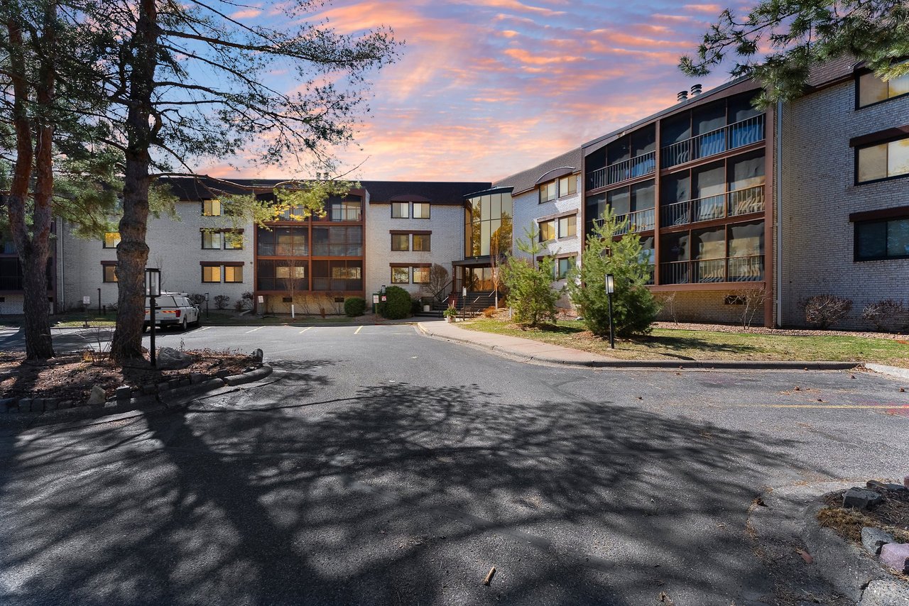 a condo building in the Twin Cities, Crystal MN
