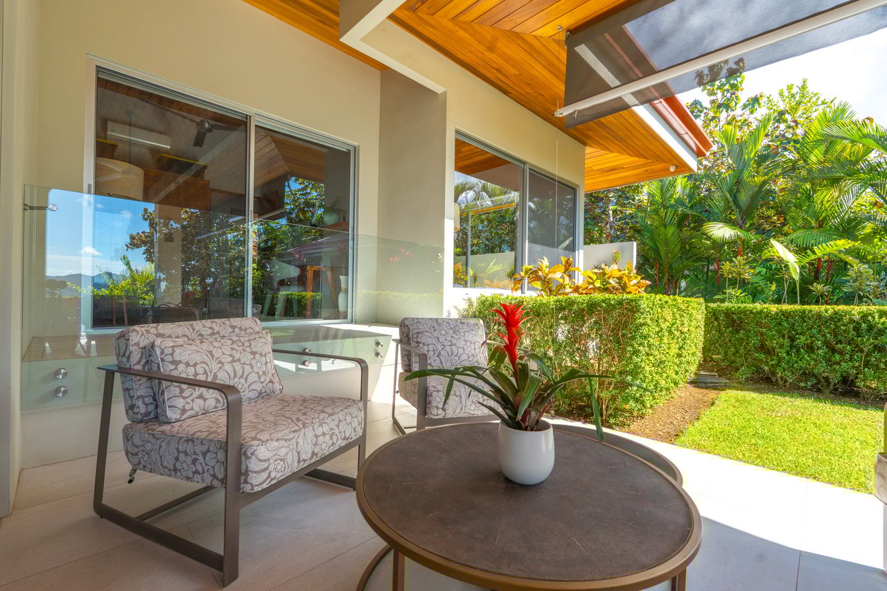 Blue Horizon – luxury ocean-view home in Ojochal, Costa Rica