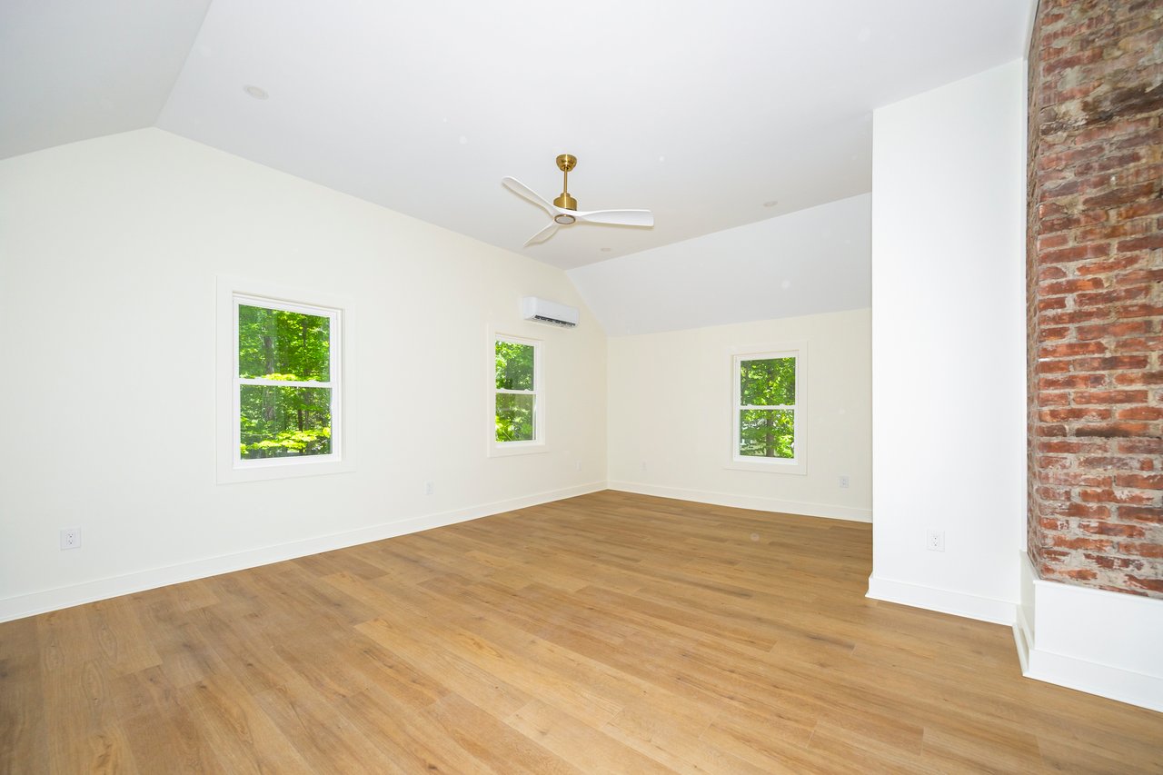 300 Seminary Hill Road