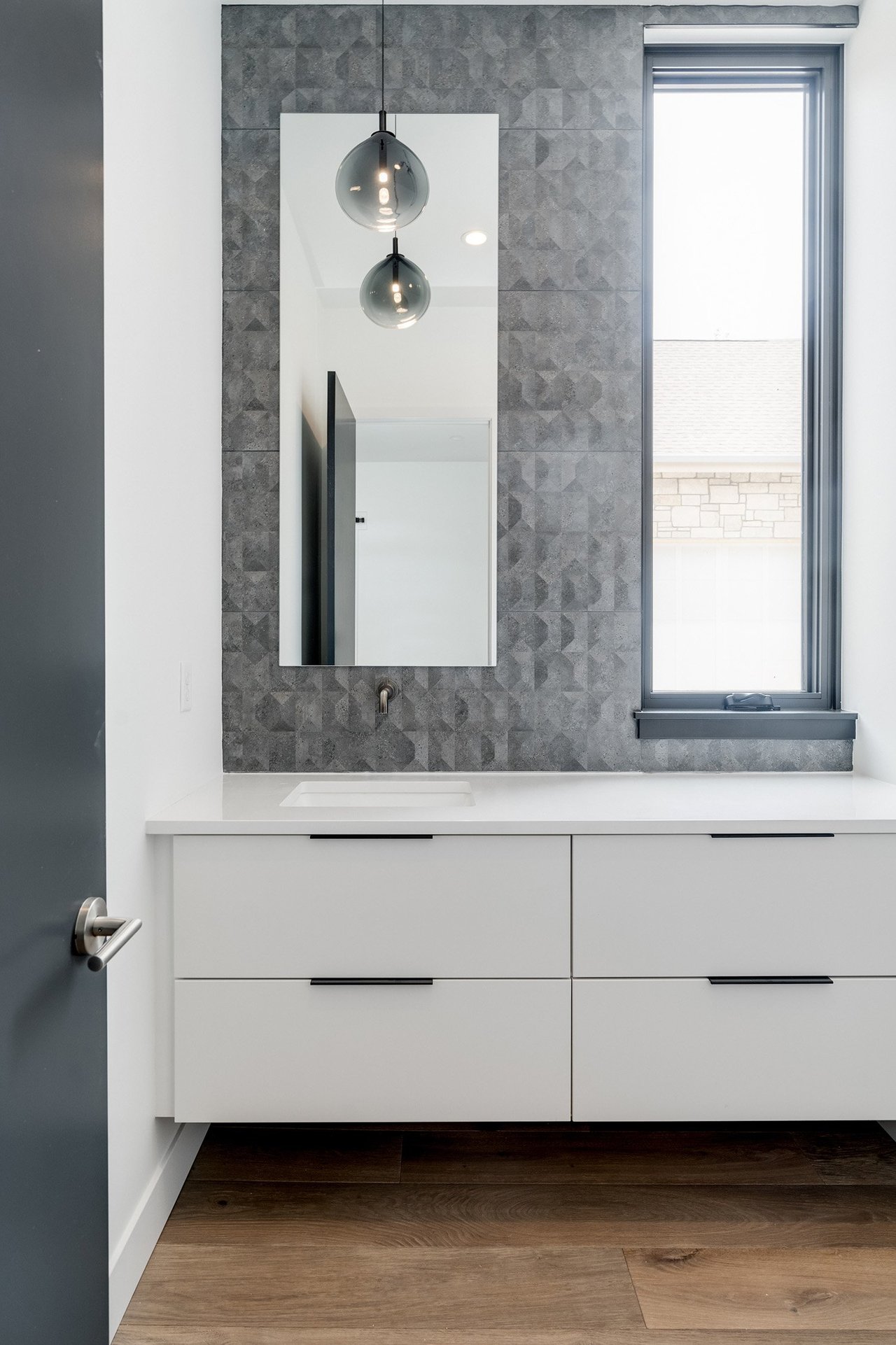  2565 S JACKSON STREET 