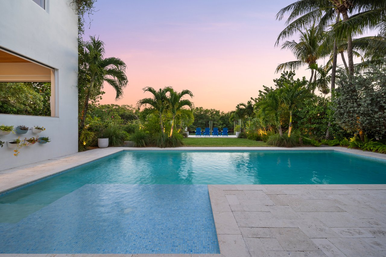 180 Cape Florida Drive
