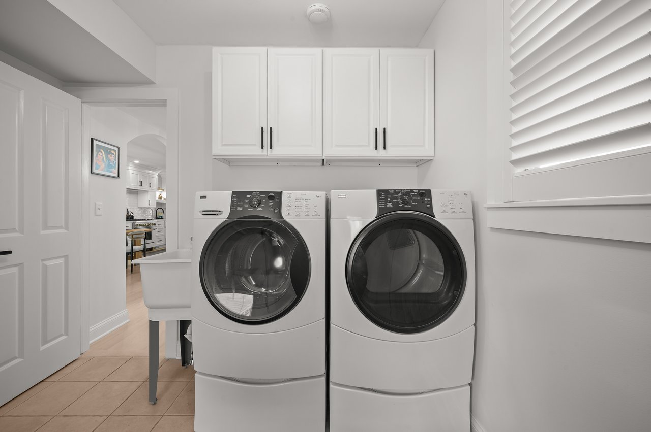 909 Lions Park Drive