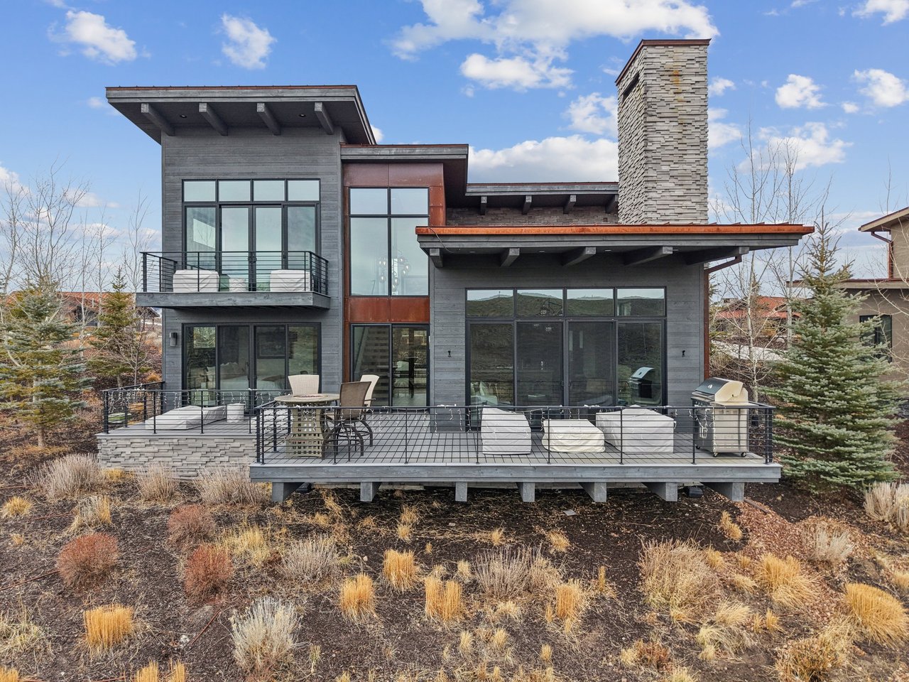 6768 Golden Bear Loop