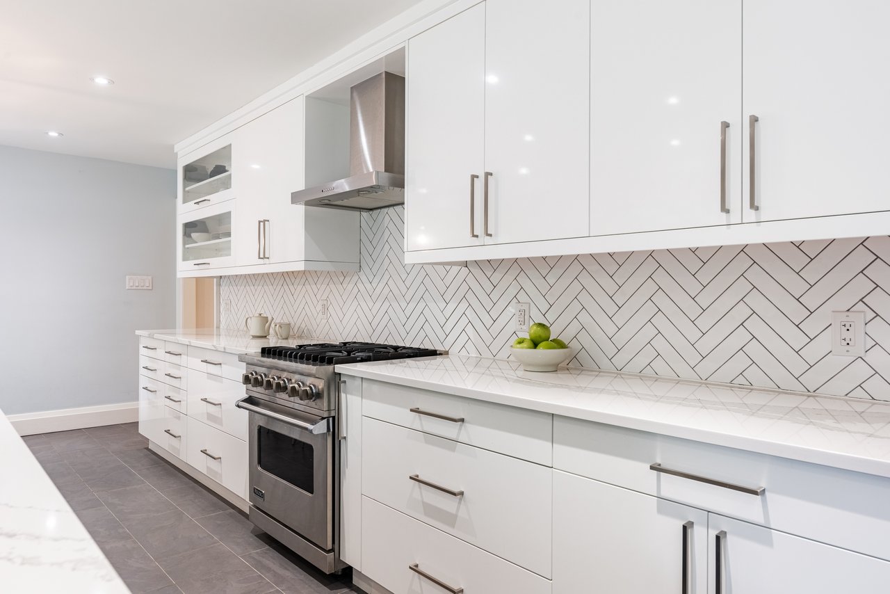 2267 Cedarberry Court, Oakville