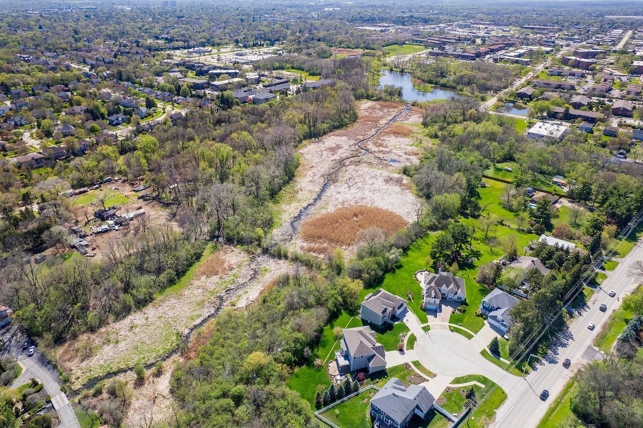 1N345 Blue Ridge Ct, Wheaton IL – Luxury Home on Private Cul-de-Sac Lot