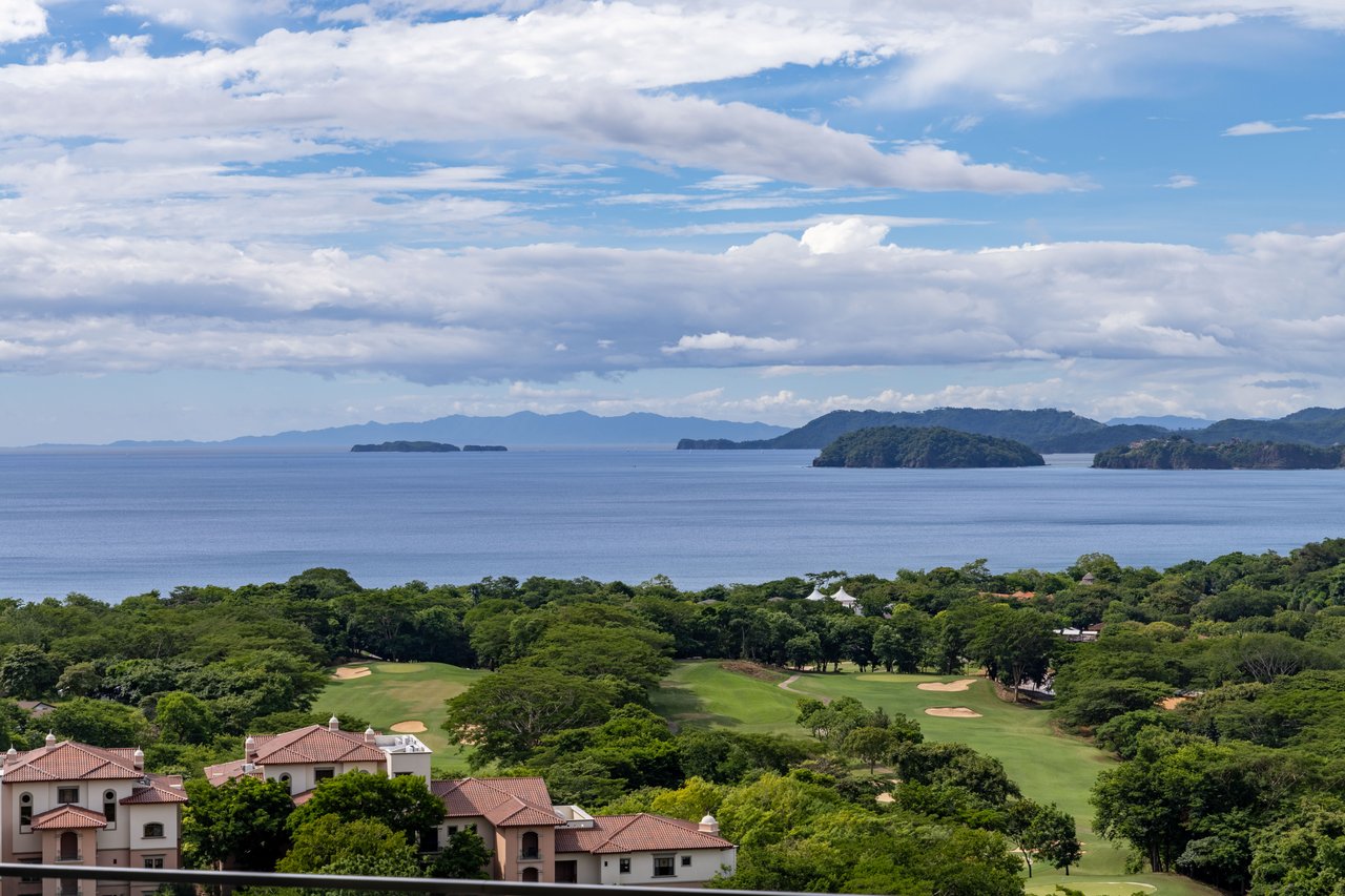 Solaris Sura 4B | Brand-New Ocean-View Luxury Condo in Reserva Conchal
