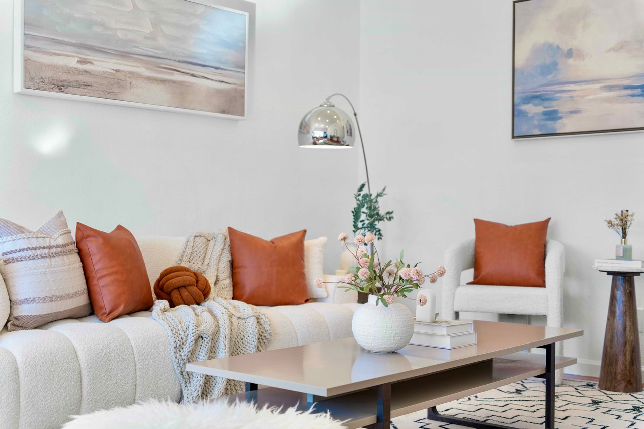 32490 Lake Temescal Ln