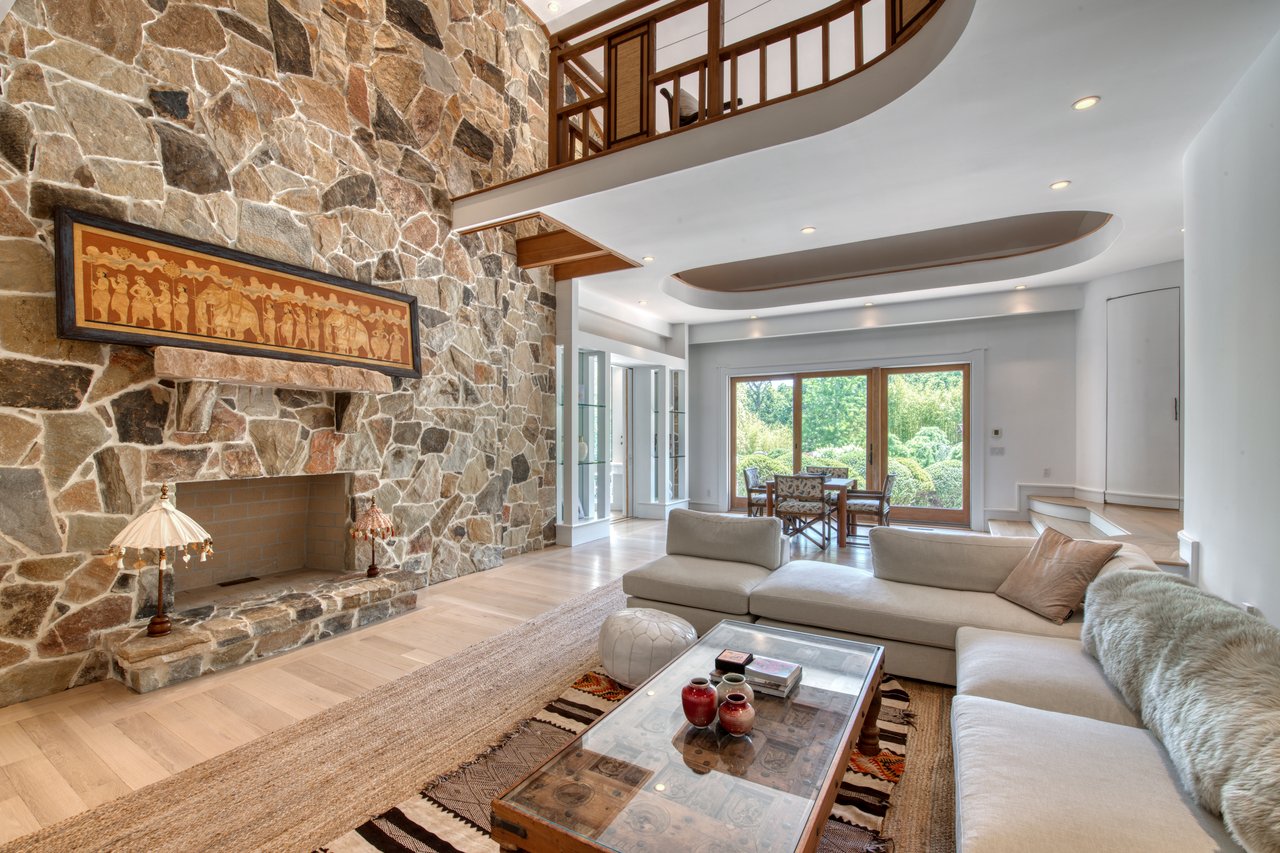 An Irreplaceable Garden Estate
