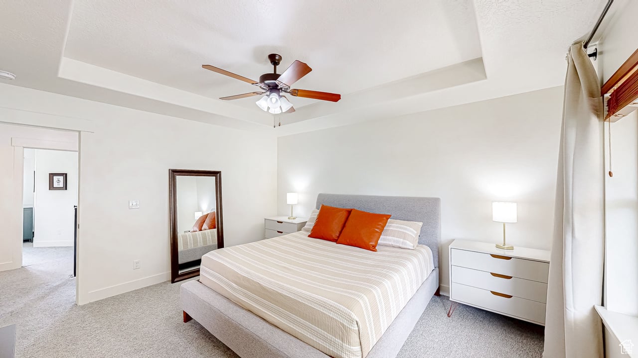 918 S River Ridge Ln