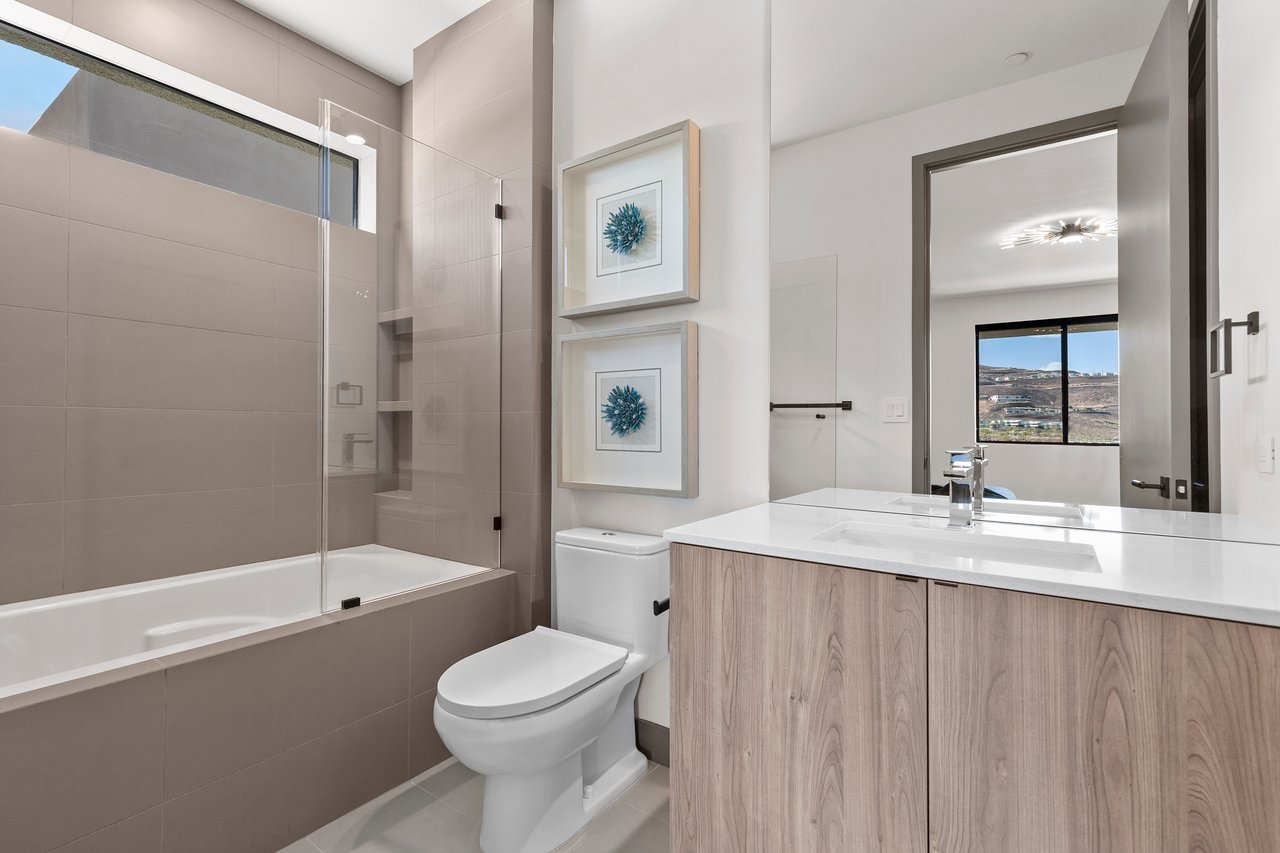 1463 Solitude Ridge Dr