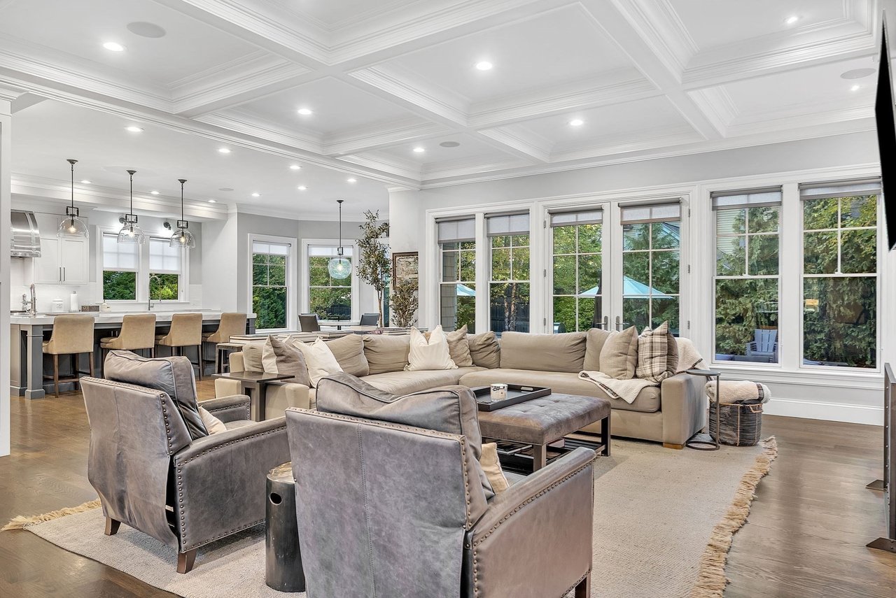 48 Country Club Road