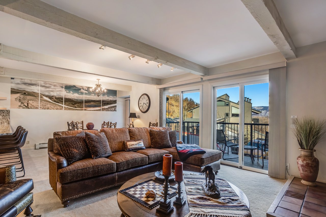 Modern Elegance Meets Mountain Comfort