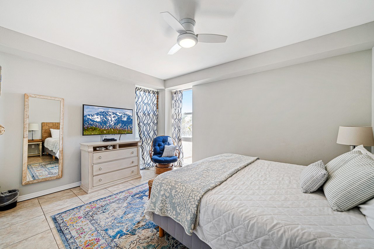 GULF FRONT Sans Souci TERRACE Condo 102 