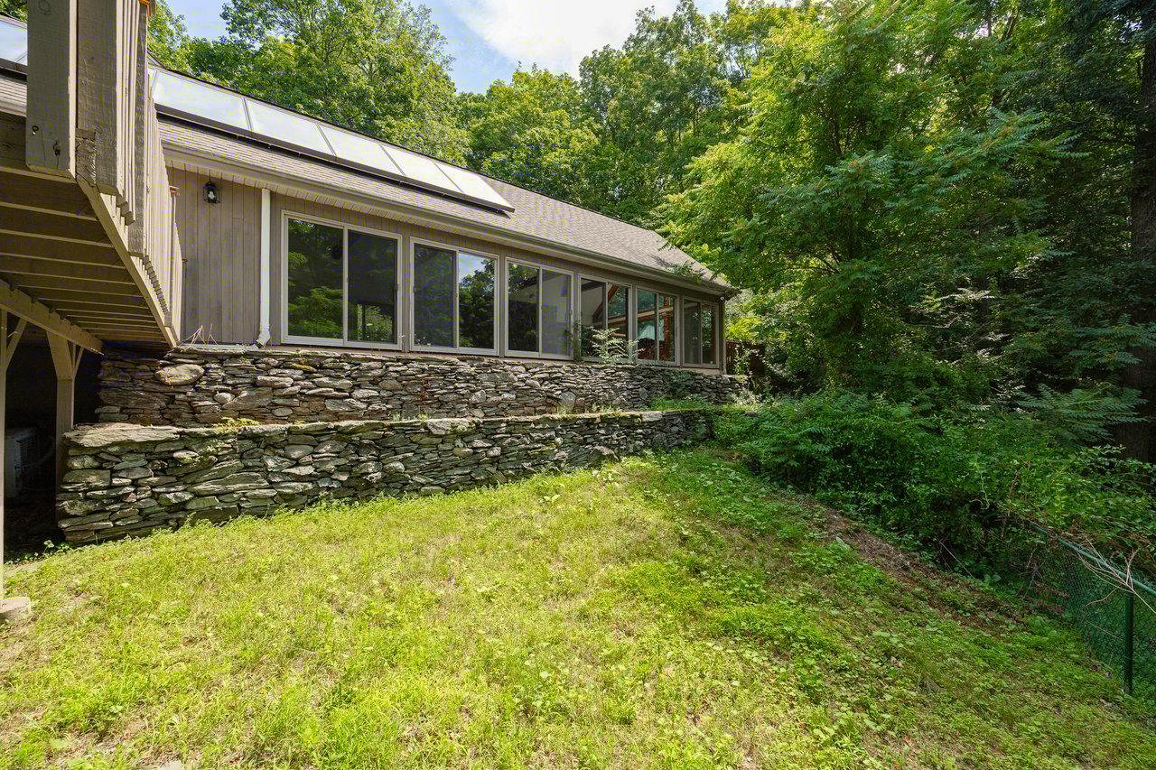 12 Wolf Lane