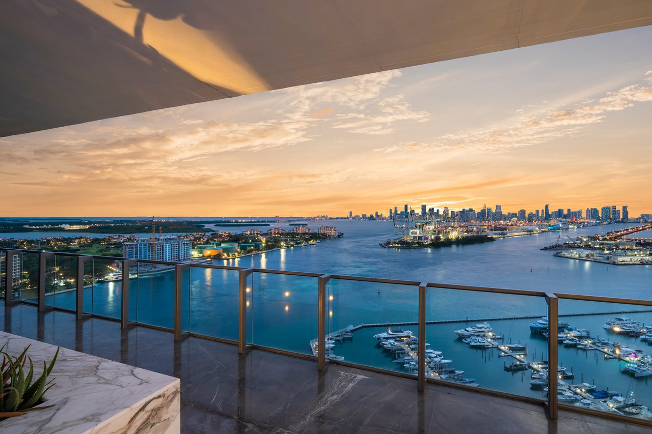 Apogee Penthouse