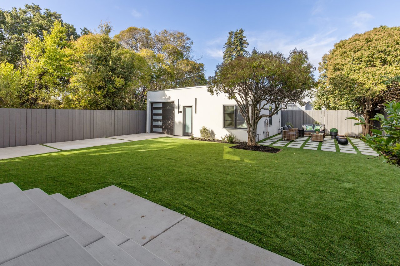 10 Channing Rd, Burlingame