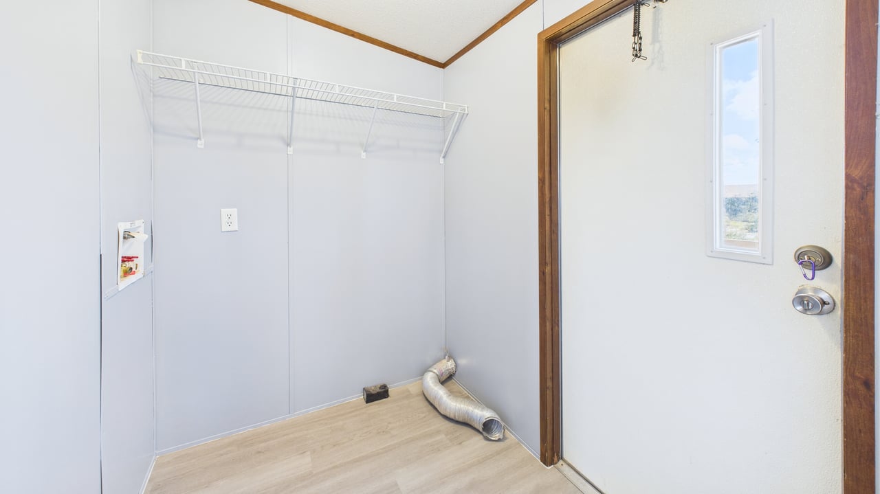 2115 W 45th St