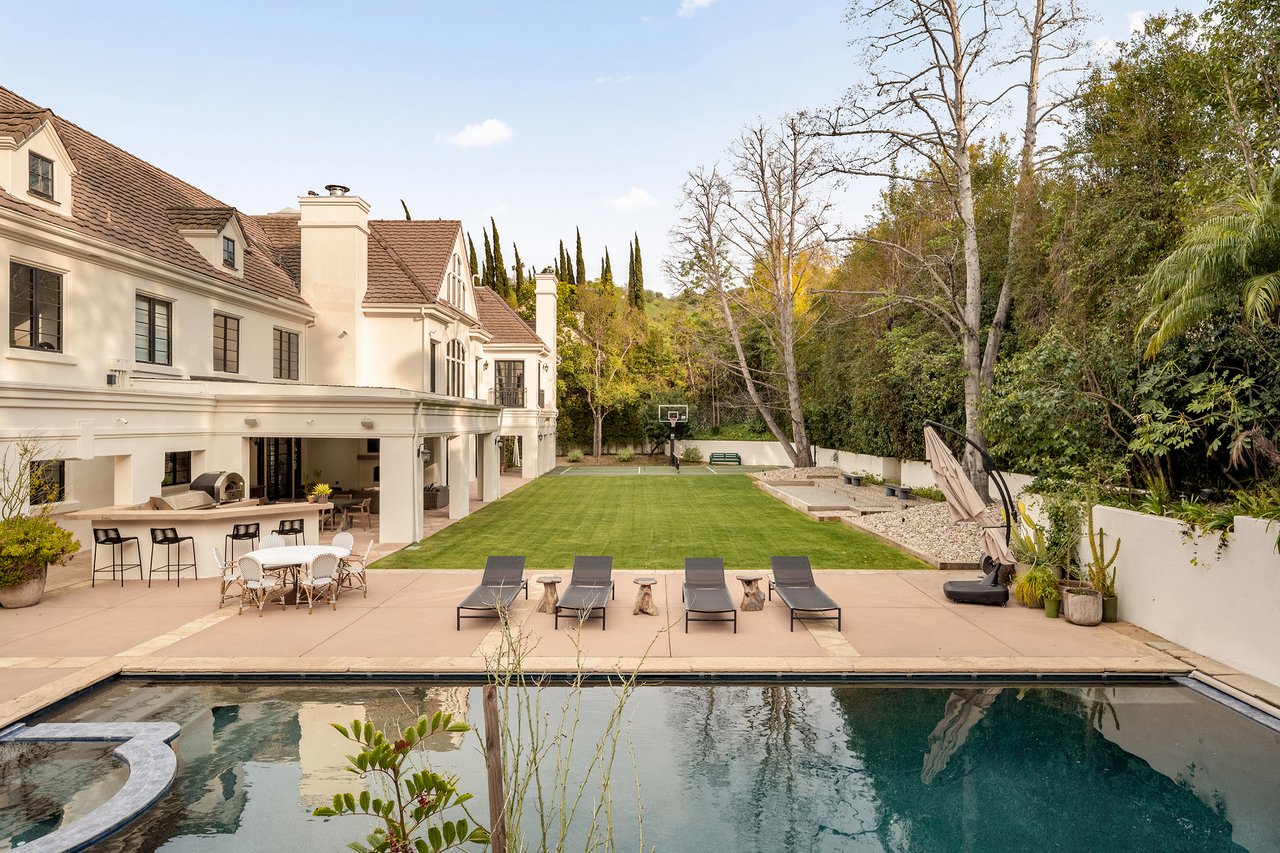 3901 Longridge Ave, Sherman Oaks