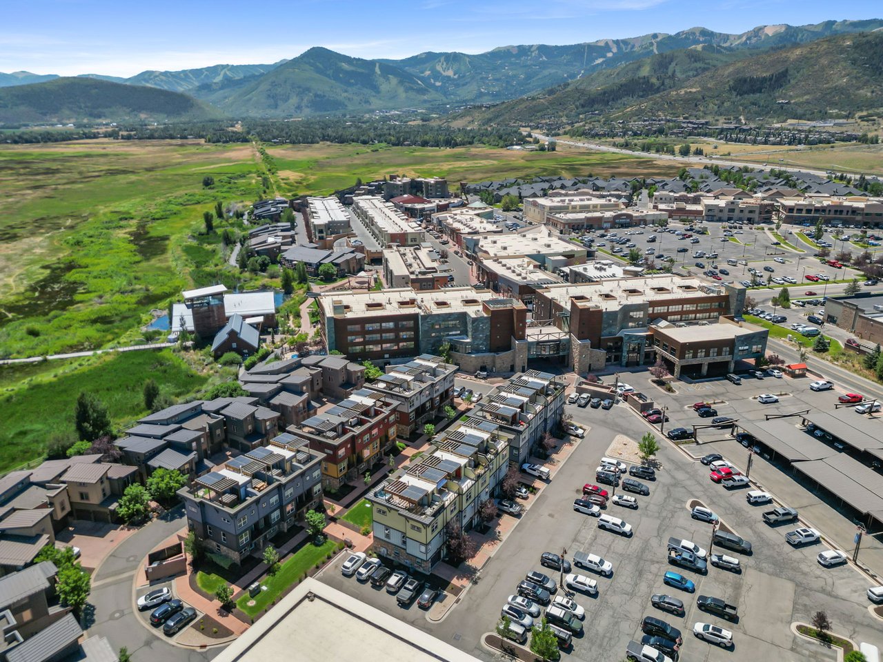 1370 Center Dr #21