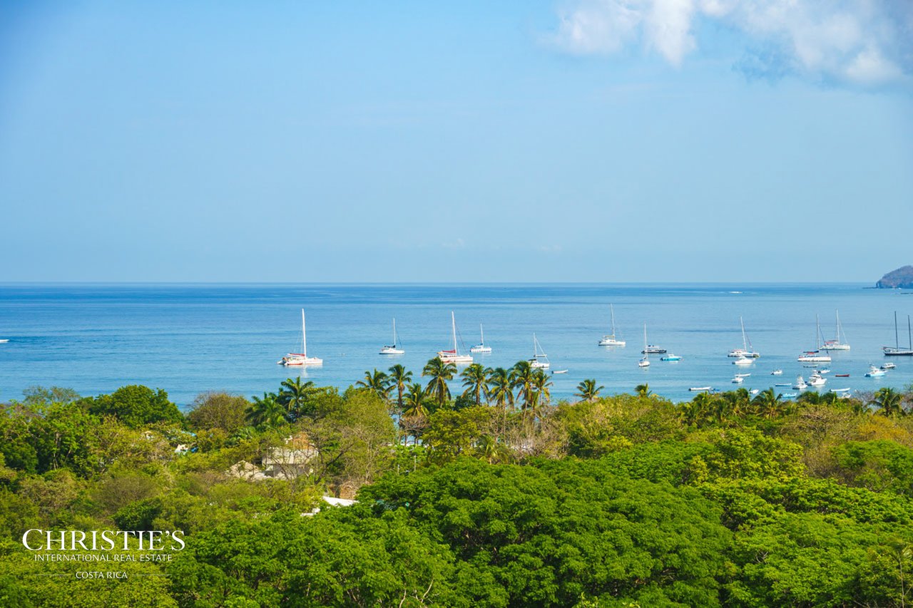 Modern Luxury Villa with Panoramic Ocean Views in Tamarindo - Villa Brisas del Mar