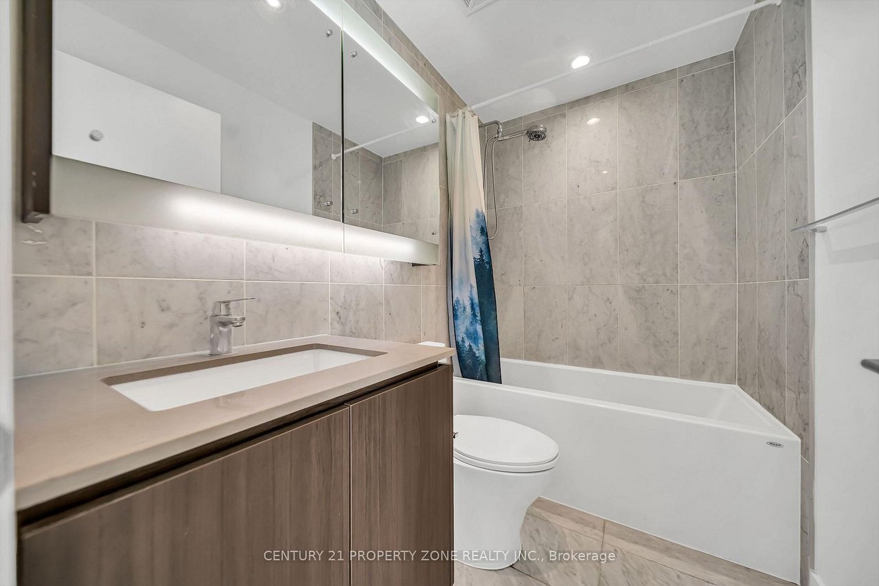 PERFECT SUITE FOR PENTHOUSE LIVING