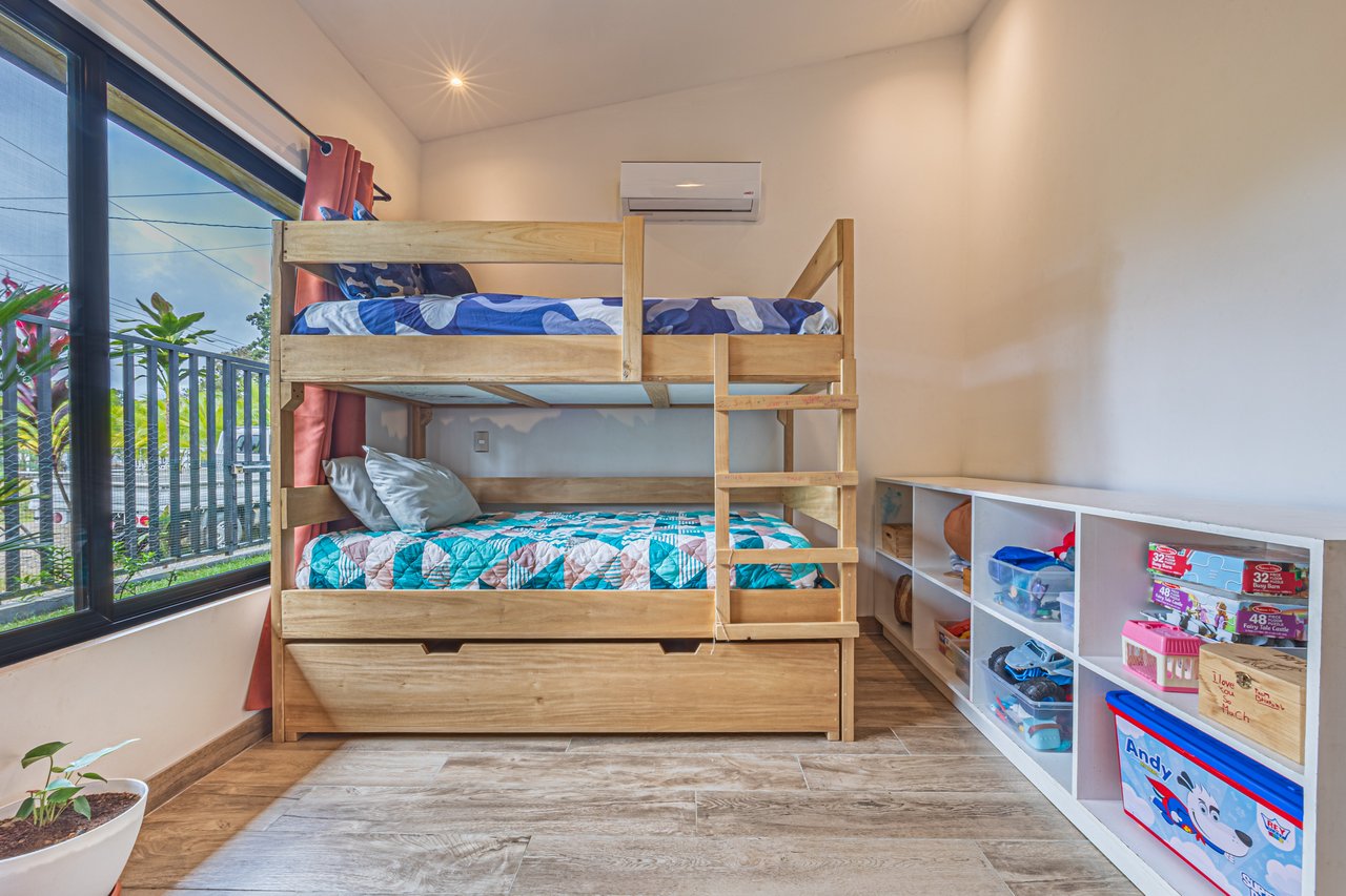 Best Location In Uvita, 3 bedroom - 2.5 bathroom Villa