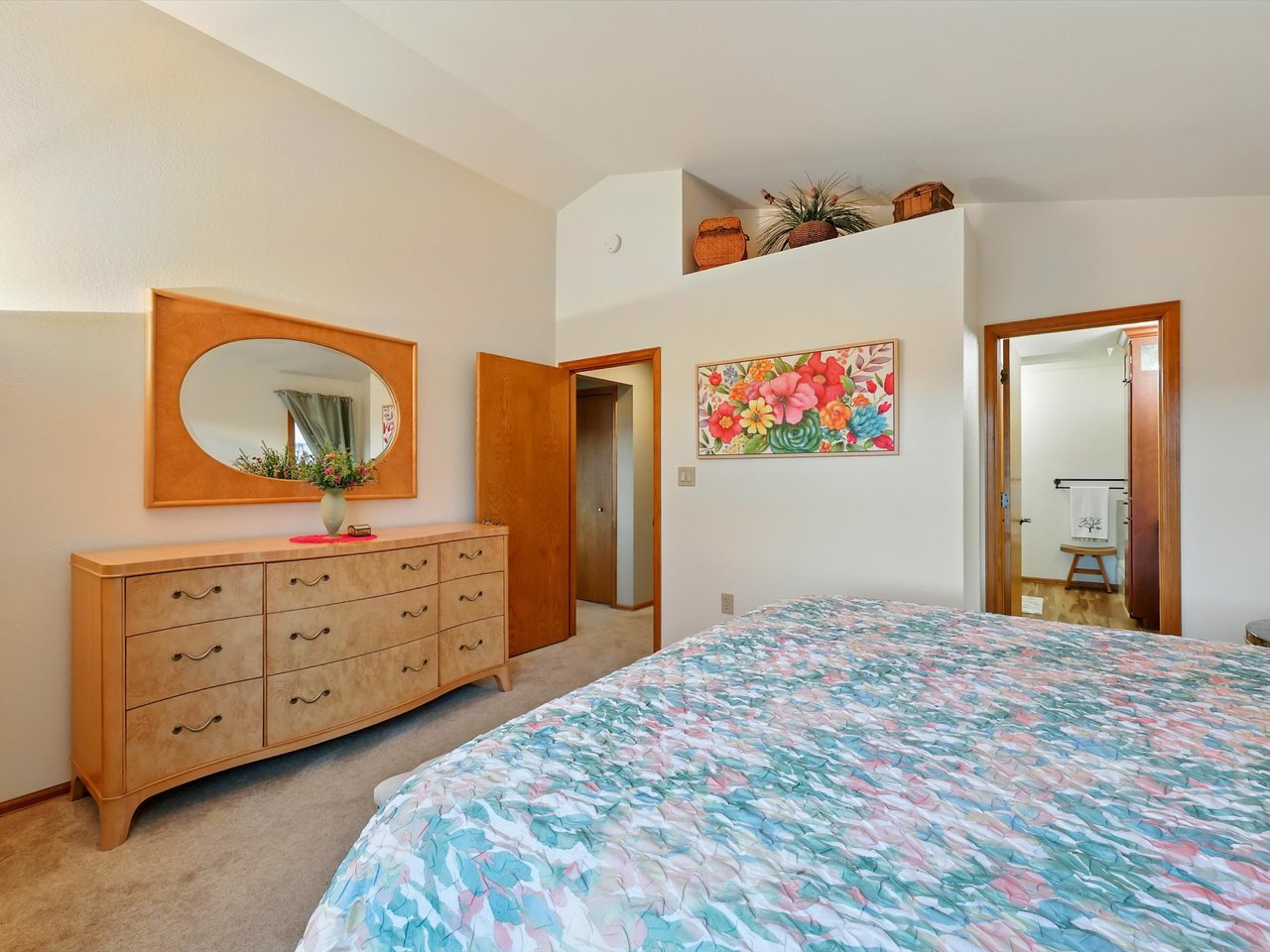 440 Torrey Pines Way