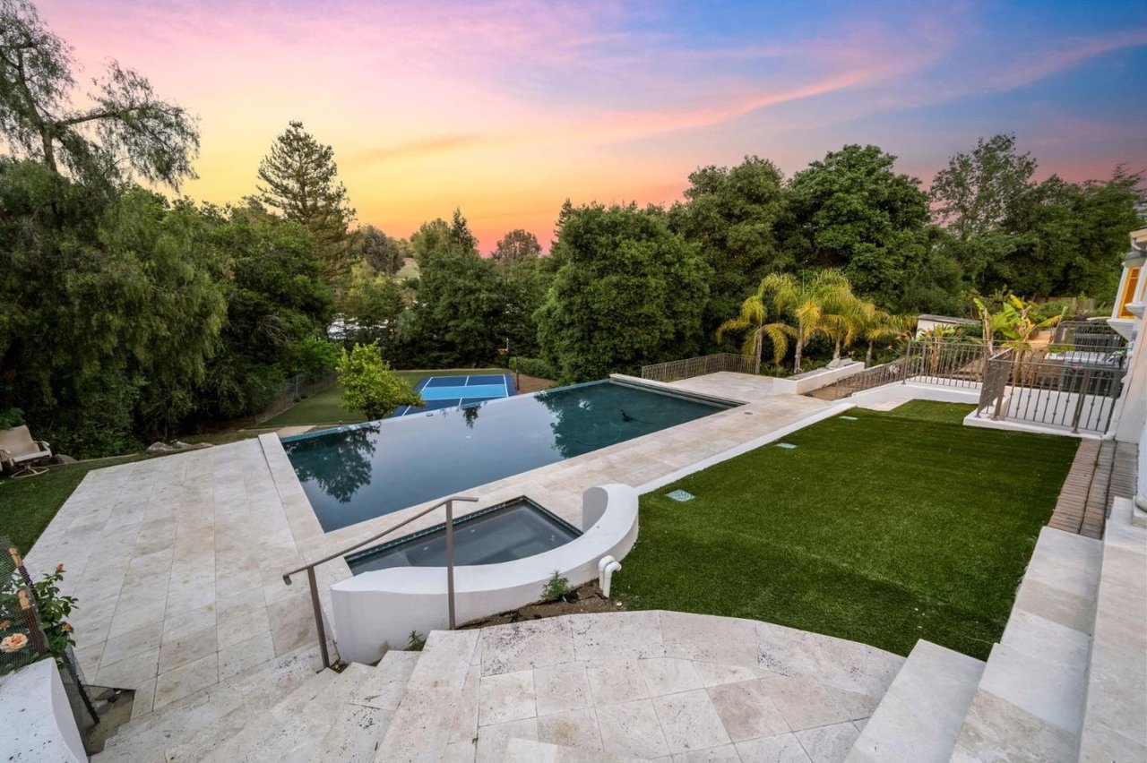 12690 Dianne Dr