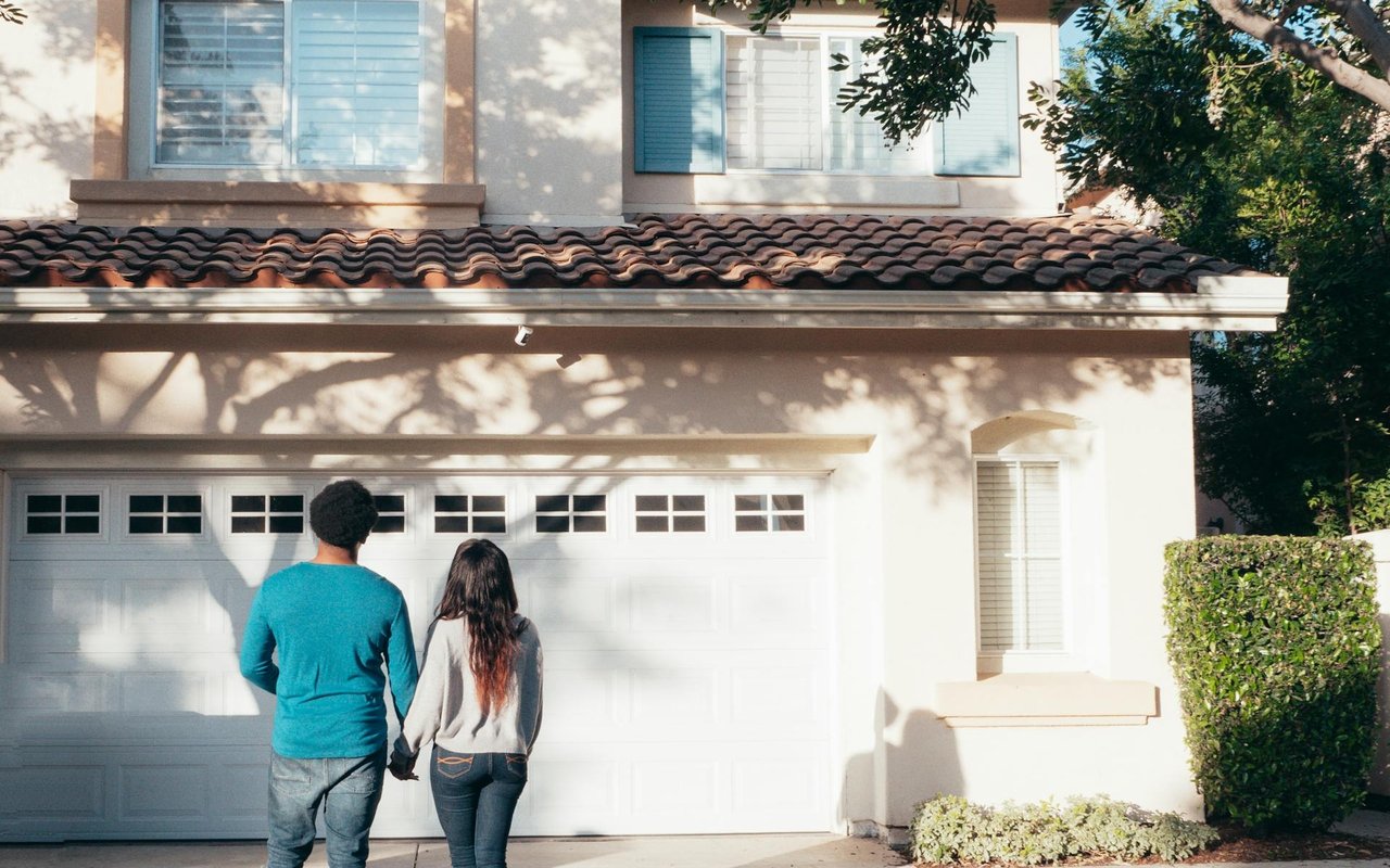 Home Sellers: Check This Easy Guide To Boost Your Home's Curb Appeal