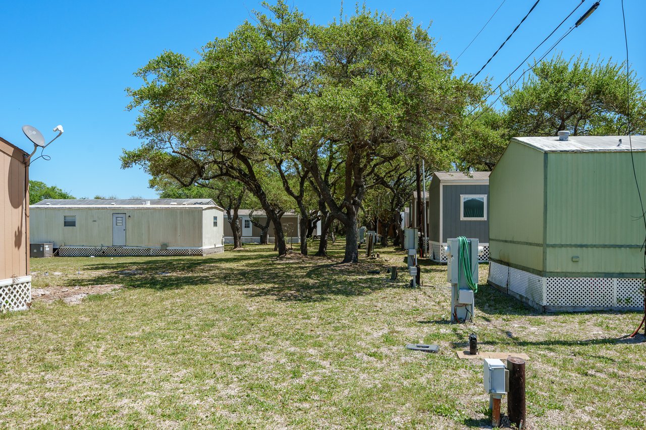 ROADRUNNER MOBILE HOME PARK