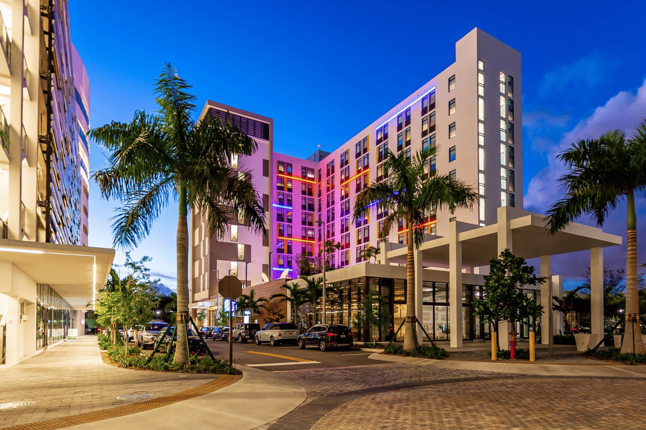 Aventura Park Square