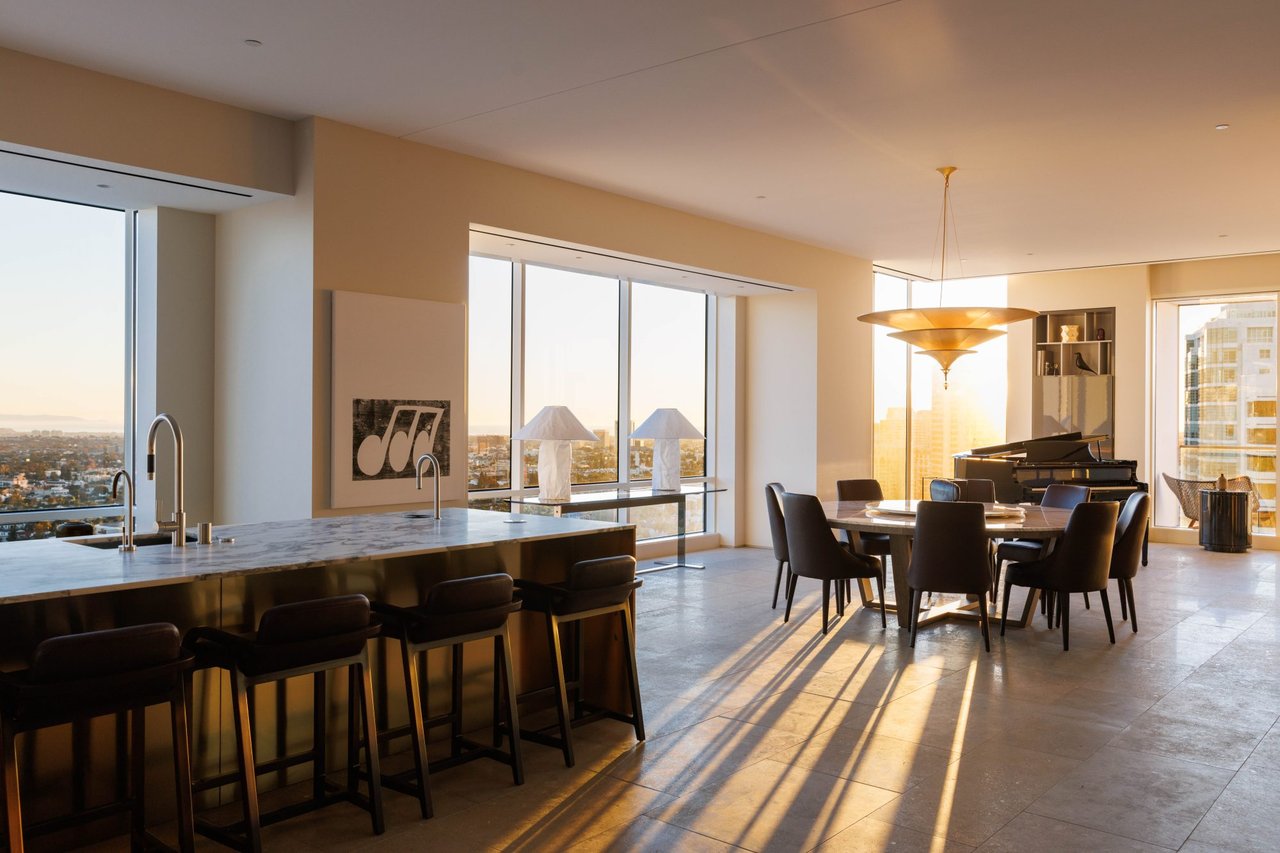 1200 Club View Drive, Penthouse 21