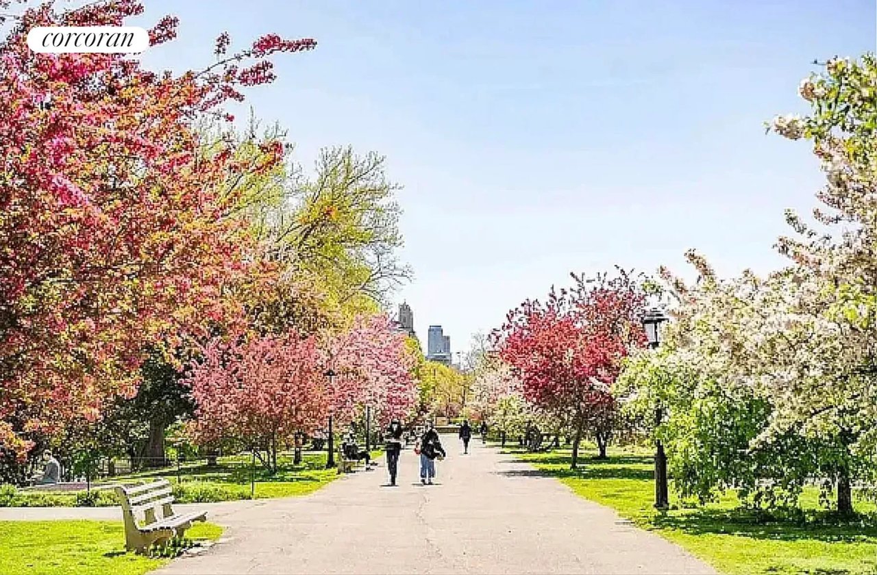 235 West 76th Street, PH1