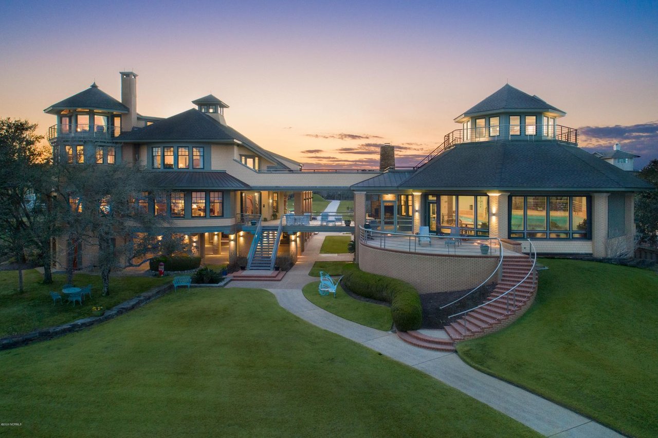 7319 Carolina Beach Rd